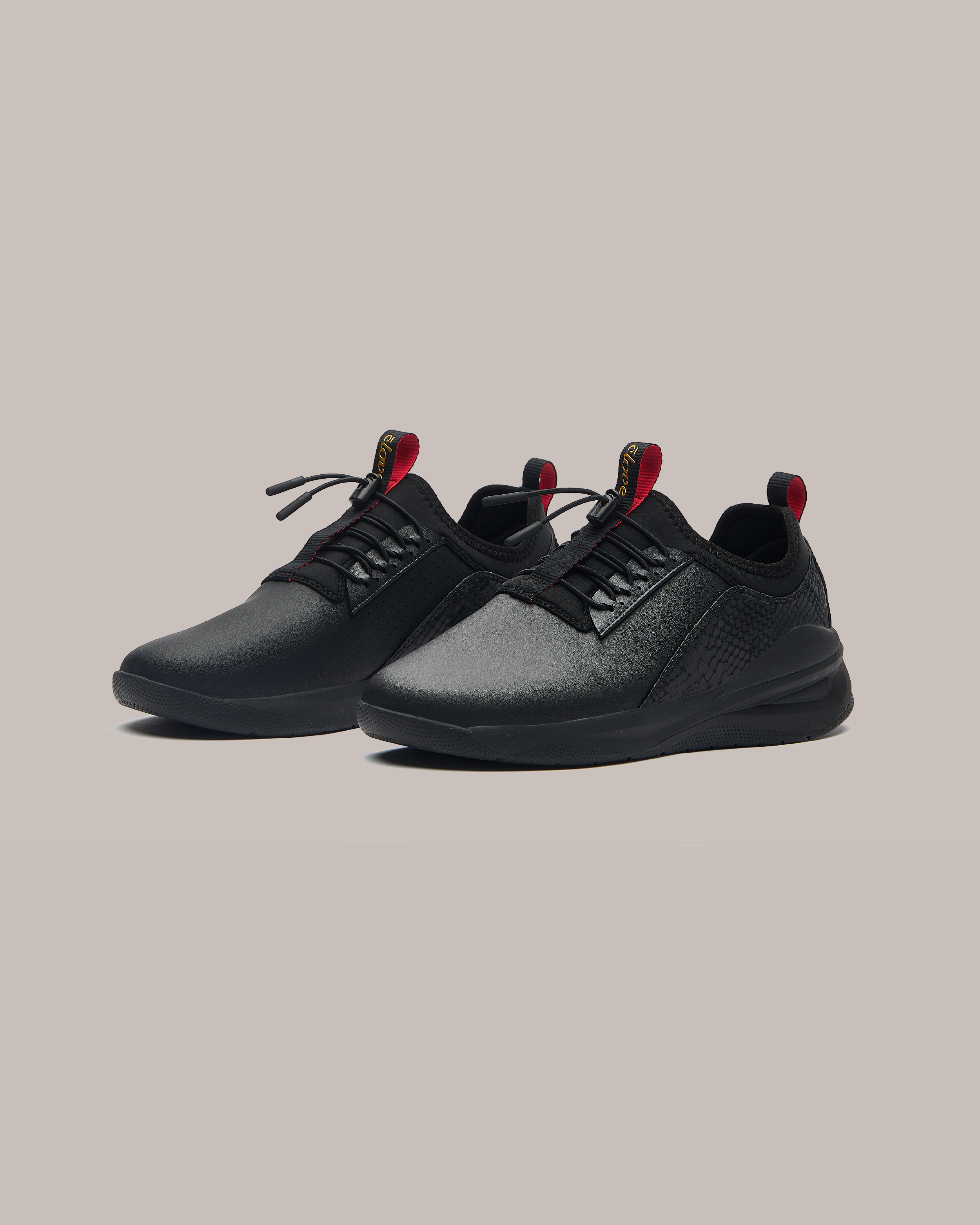 Clove Classic LX - Black Python