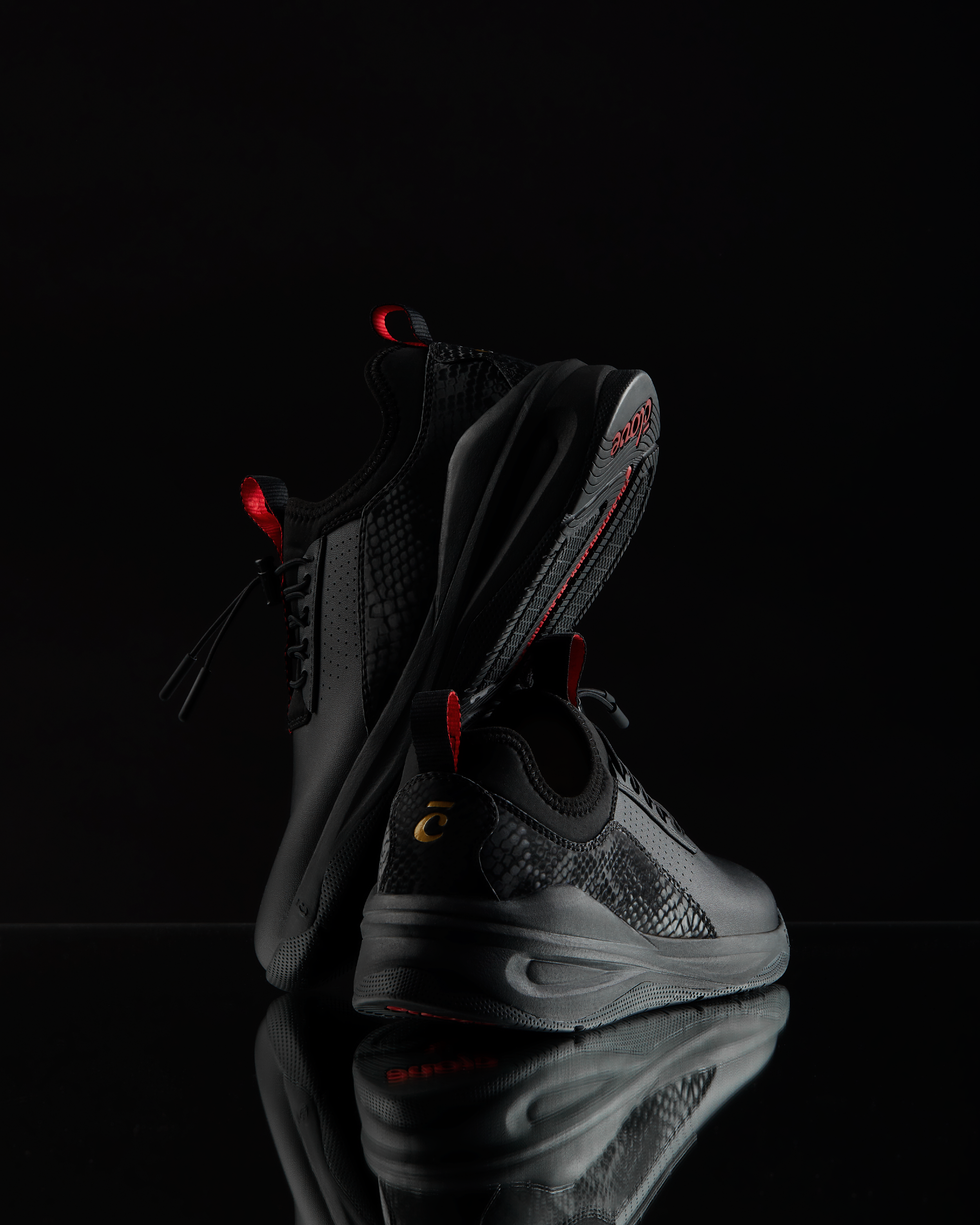 Clove Classic LX - Black Python