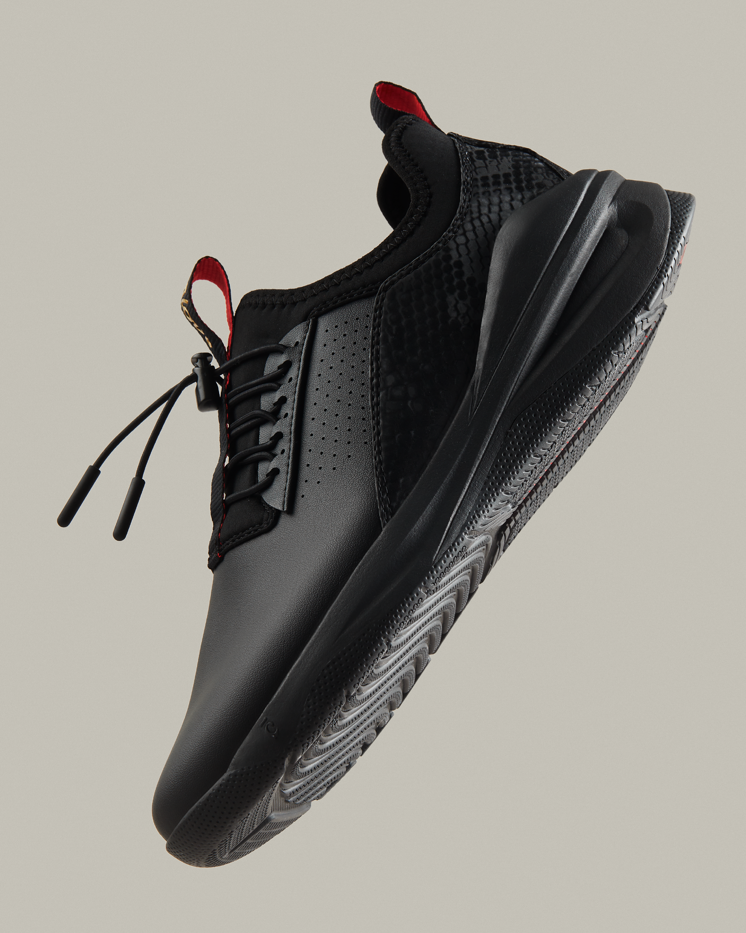 Clove Classic LX - Black Python