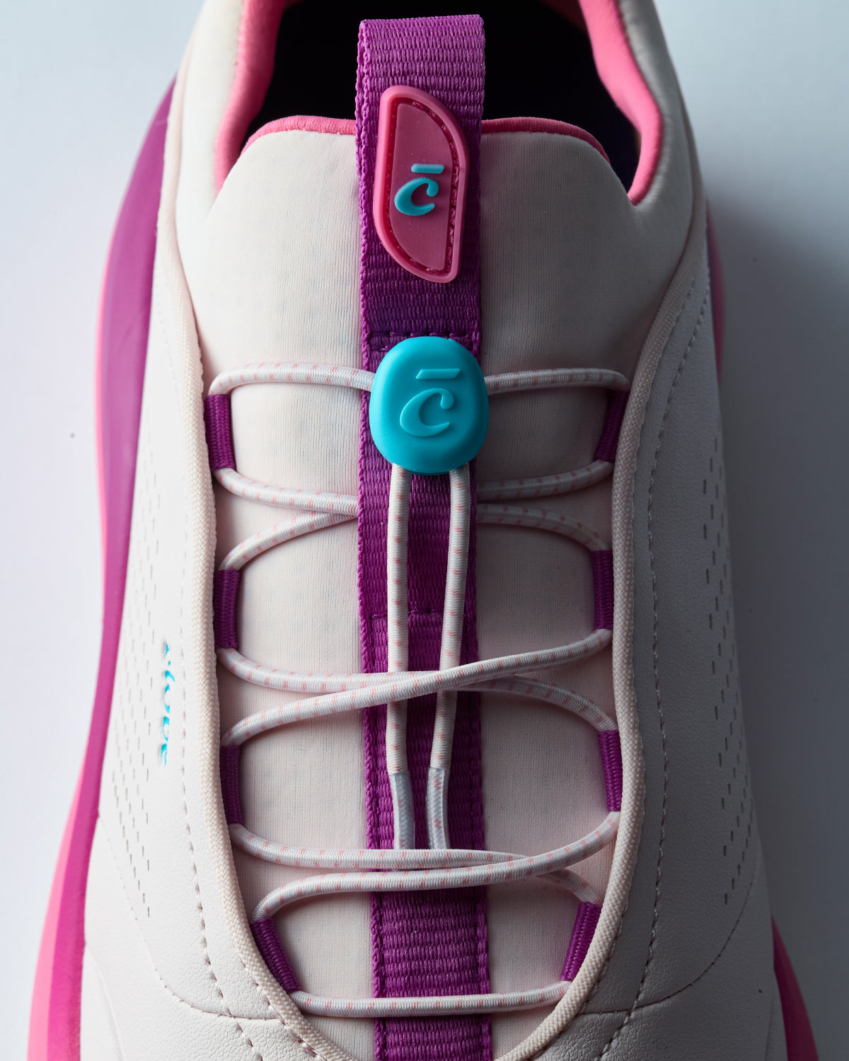 Clove Prima - Light Pink Violet