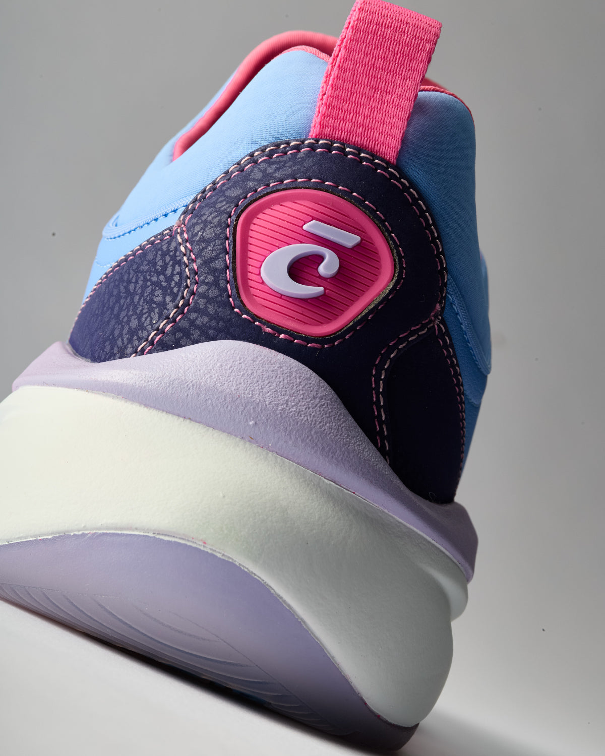 Clove Prima - Vista Blue Pink